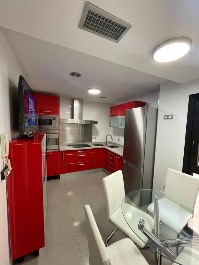 Moderno Apartamento Con Plaza De Garaje En Pleno Centro De Almería Exterior foto
