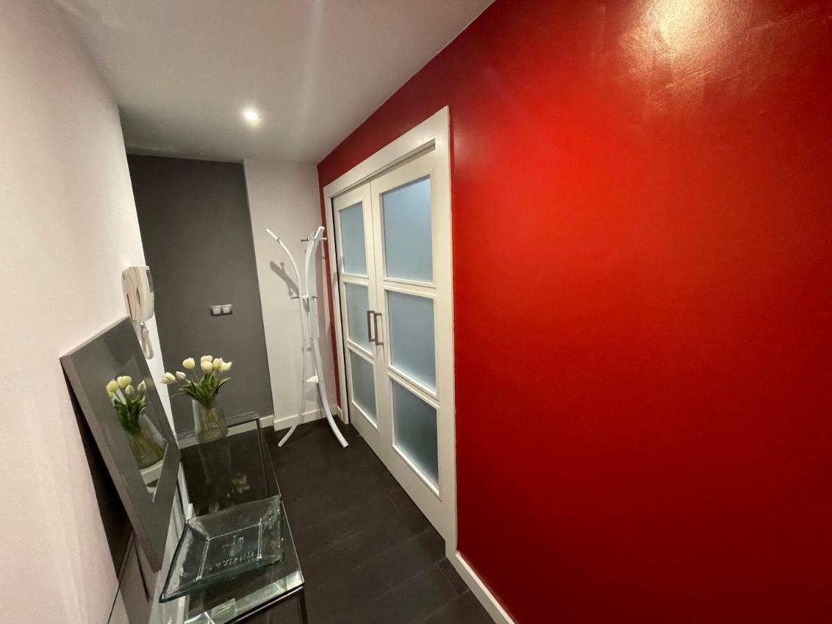 Moderno Apartamento Con Plaza De Garaje En Pleno Centro De Almería Exterior foto